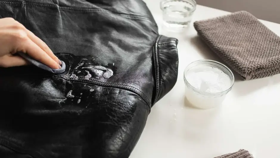 تمیز کردن چرم